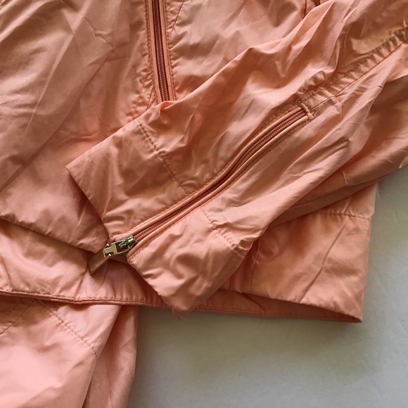 GEOX RESPIRA PACKABLE WINDBREAKER NWOT SIZE 6 - Picture 15 of 16